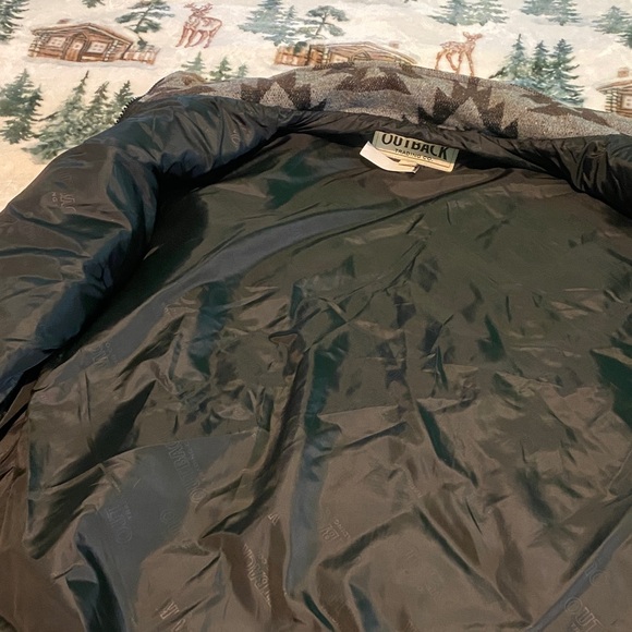 Outback Aztec Patterned Vest - Picture 4 of 5